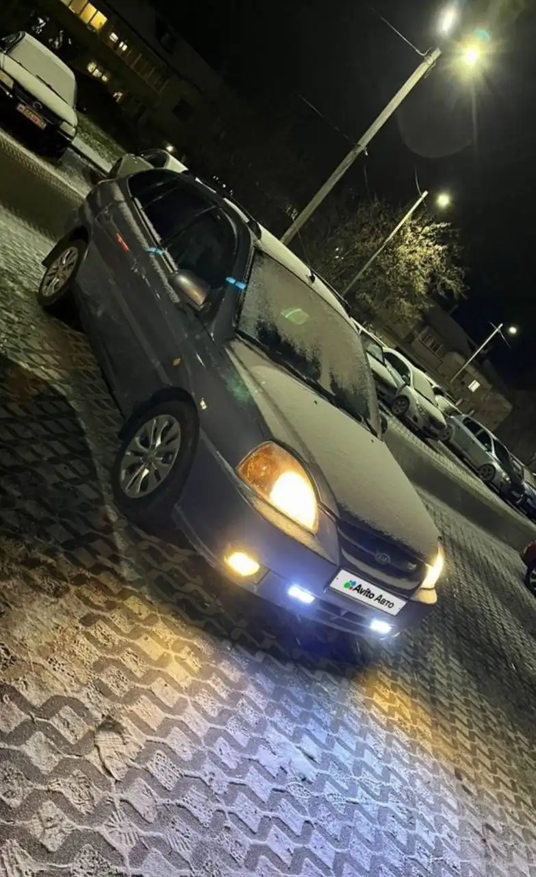 Продам Kia Rio 2003 года в Кирове