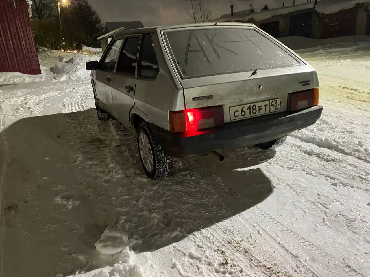 Продам автомобиль 2002 года