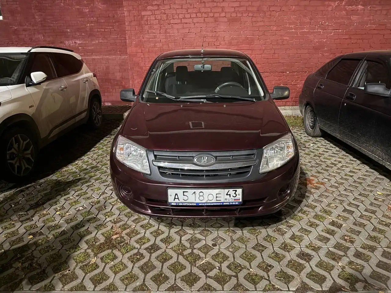 Продажа автомобиля с идеальным кузовом и капитальным ремонтом двигателя - Авто в Киров