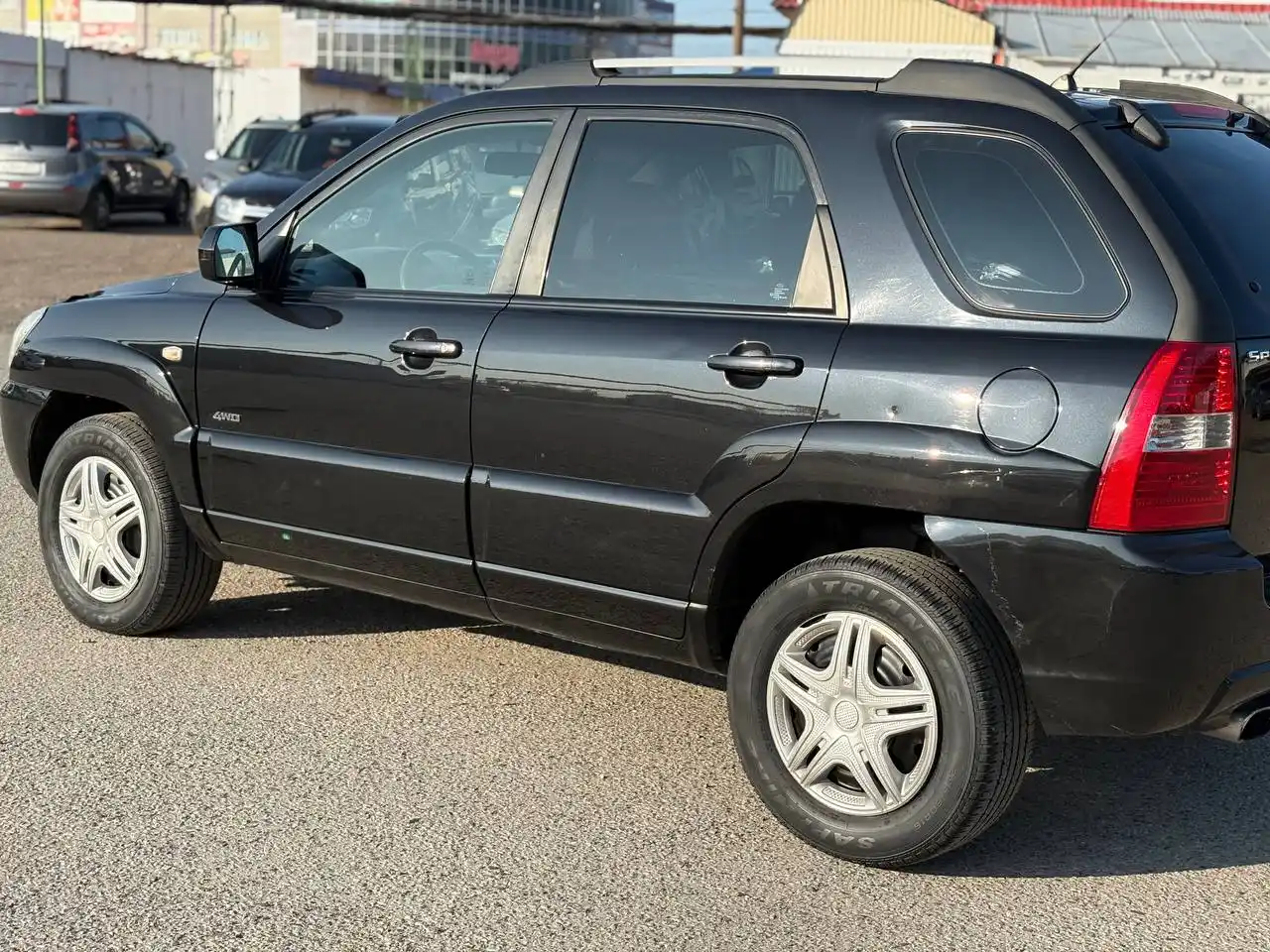 Kia Sportage 2008 года в отличном состоянии