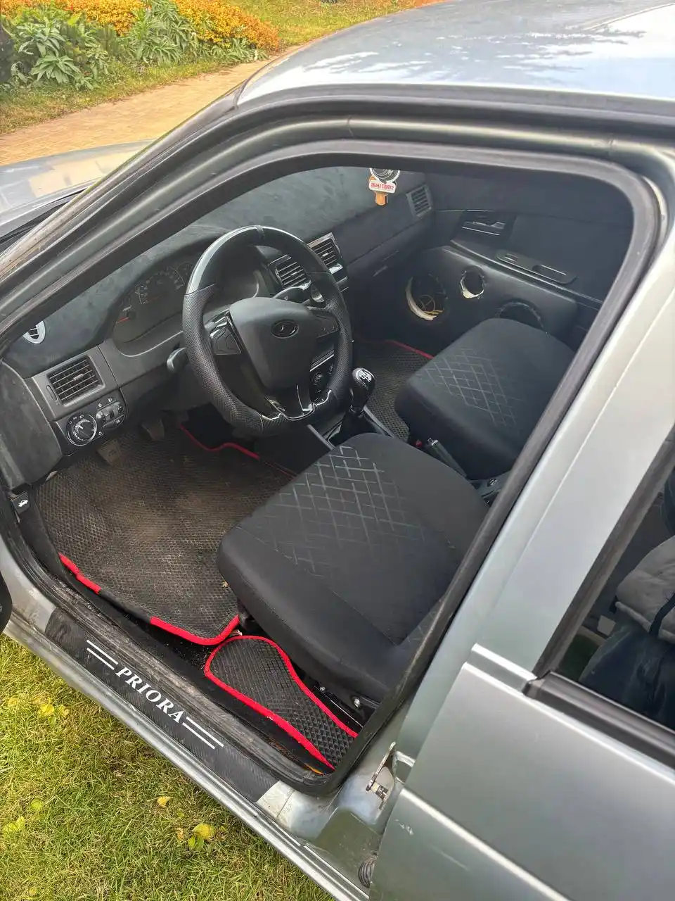 Продажа автомобиля 7 год с капиталенным мотором и перебранной коробкой