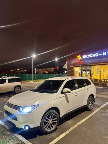 Продам Митсубиси Аутлендер 2012 года - Авто в Тольятти