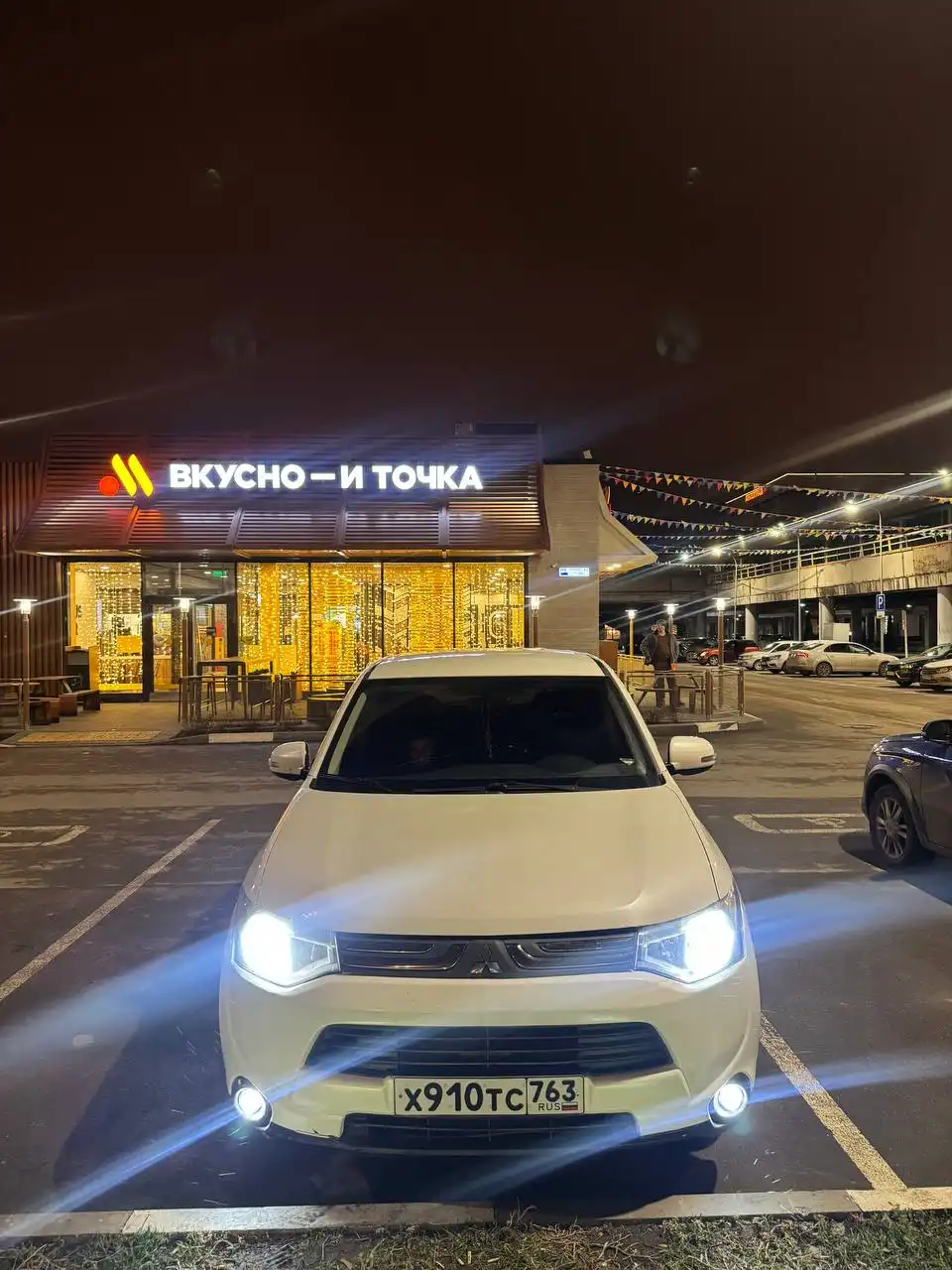 Продам Митсубиси Аутлендер 2012 года