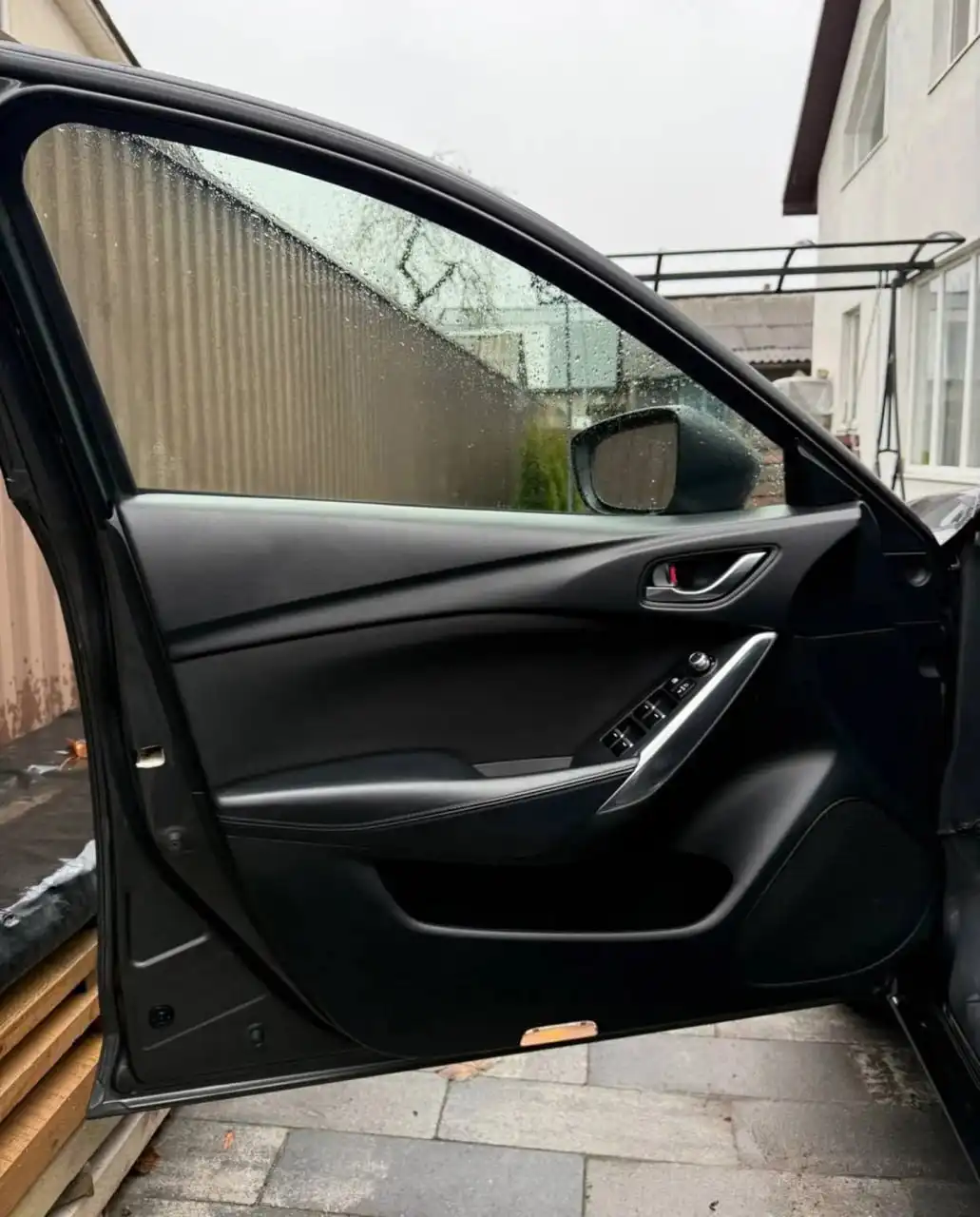 Mazda 6 2017 года, бензин 2.0 л, автомат