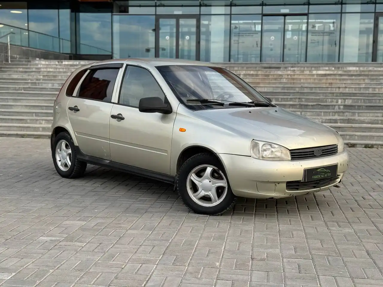LADA KALINA 2011 г.в. с кондиционером, шестеркой, ЭУР