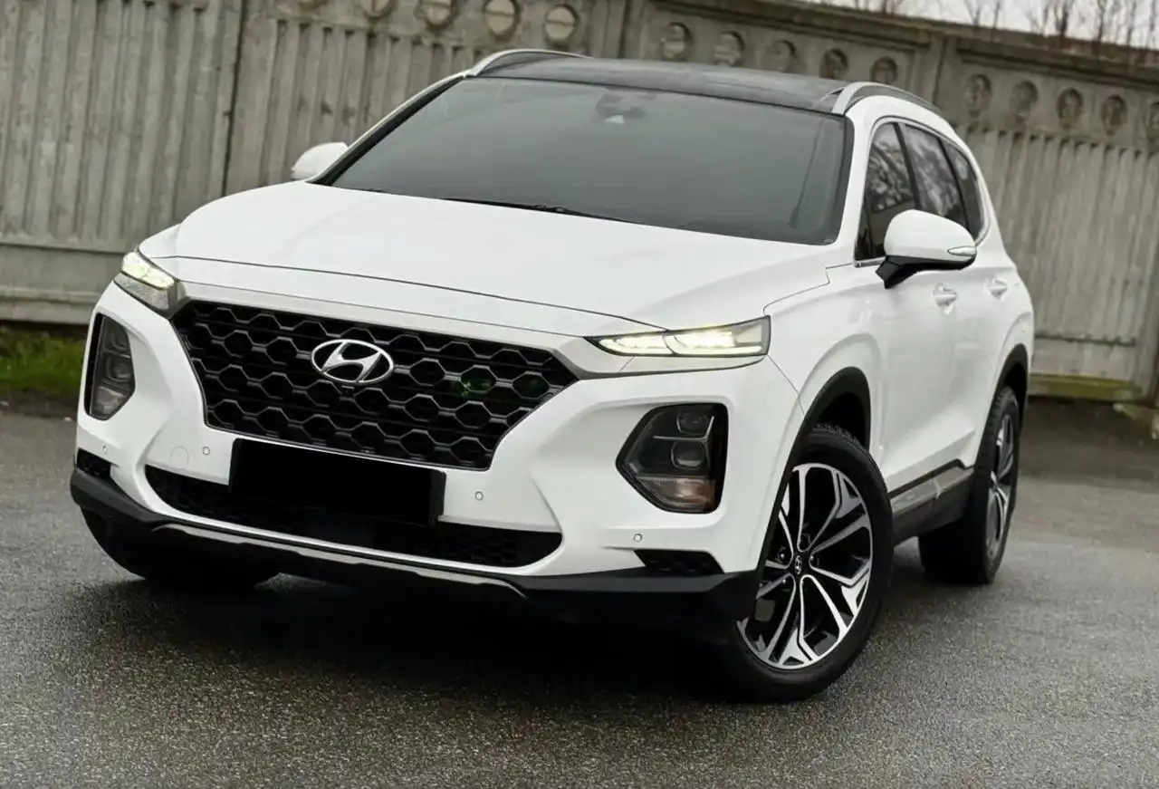 Продам Hyundai Santa FE 2018