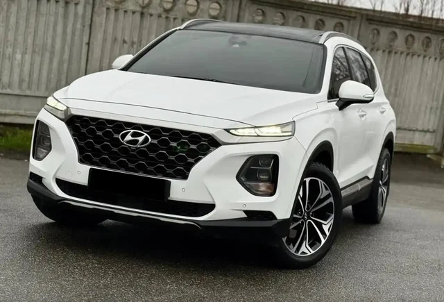 Продам Hyundai Santa FE 2018 - Авто в Неизвестно