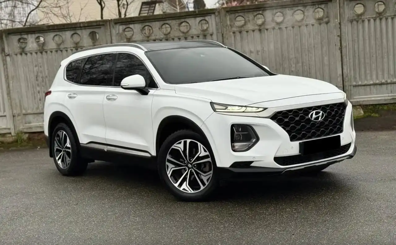 Продам Hyundai Santa FE 2018