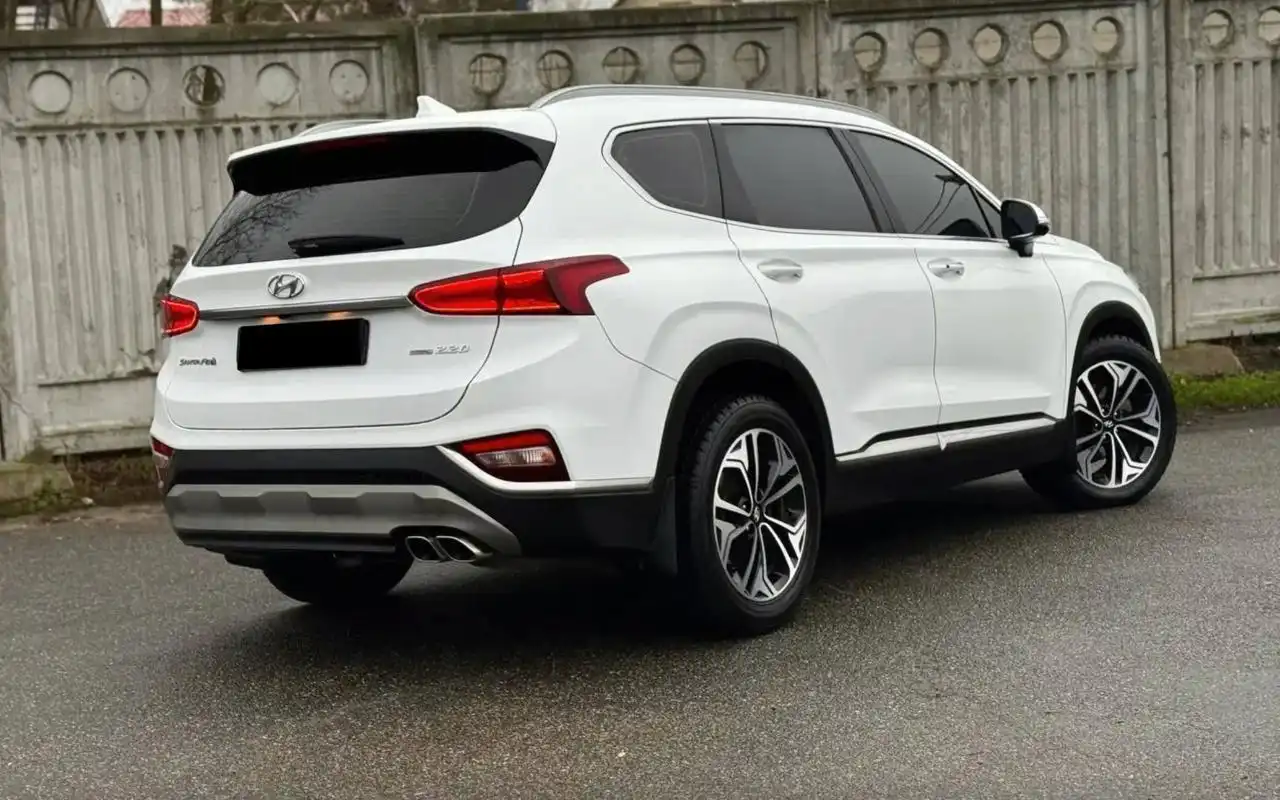 Продам Hyundai Santa FE 2018