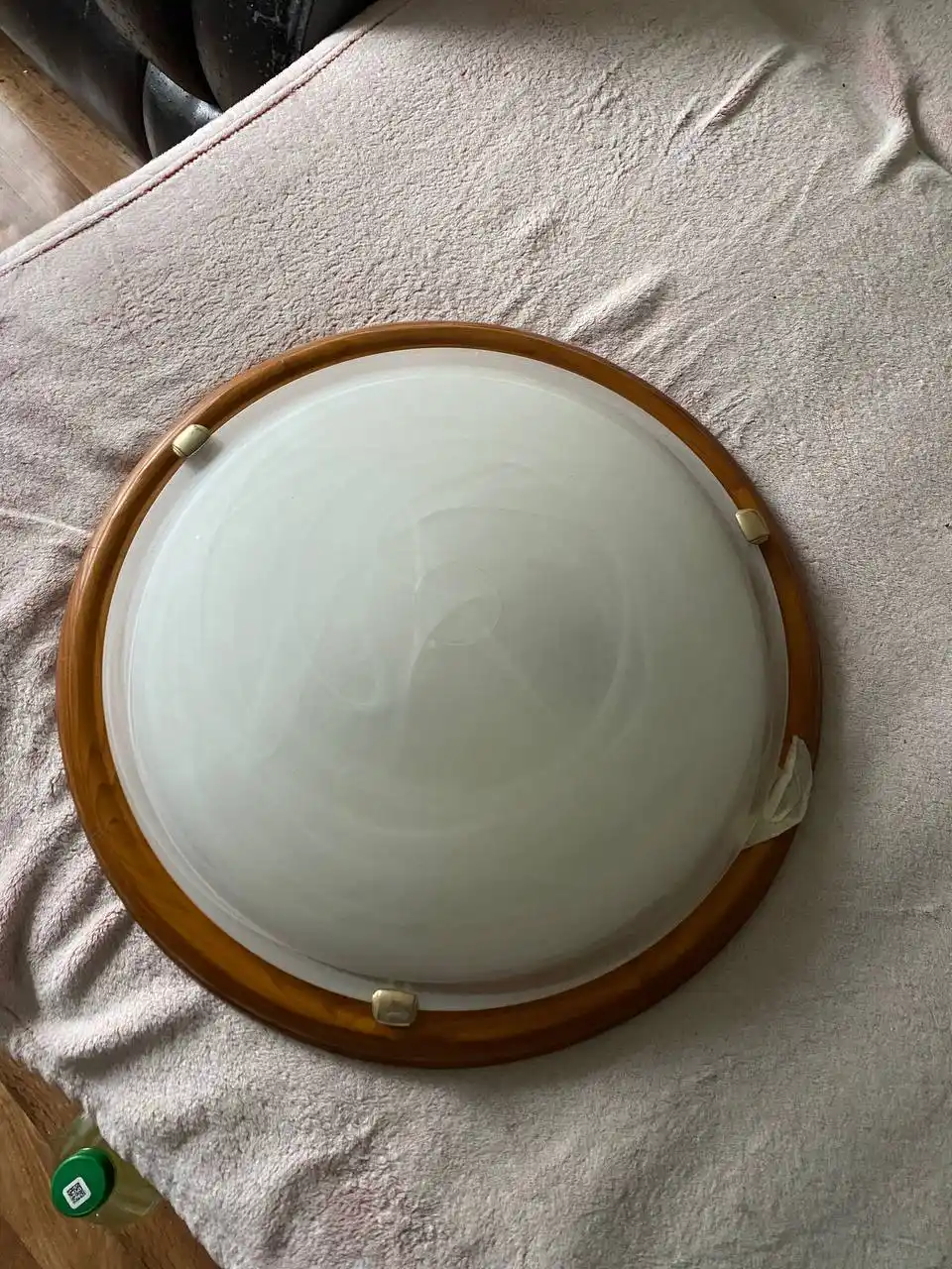 Продам люстры