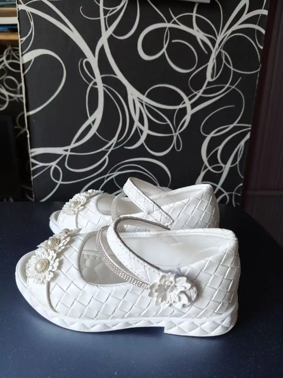 Нарядные туфли размер 27