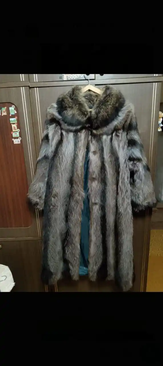 Шуба из чернобурки длинная