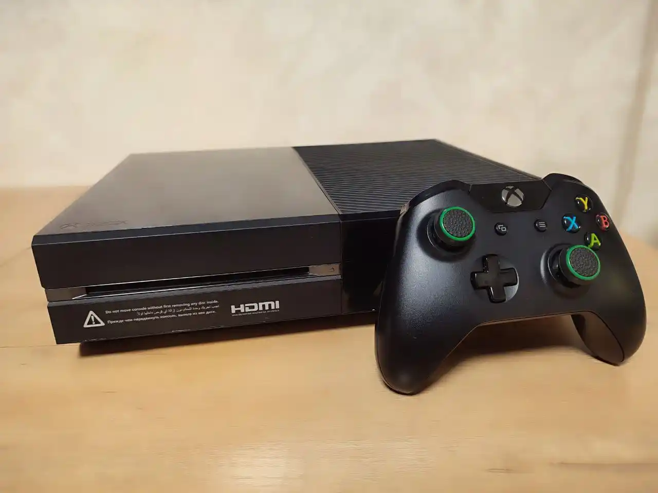 Продам Xbox 360 и Xbox One