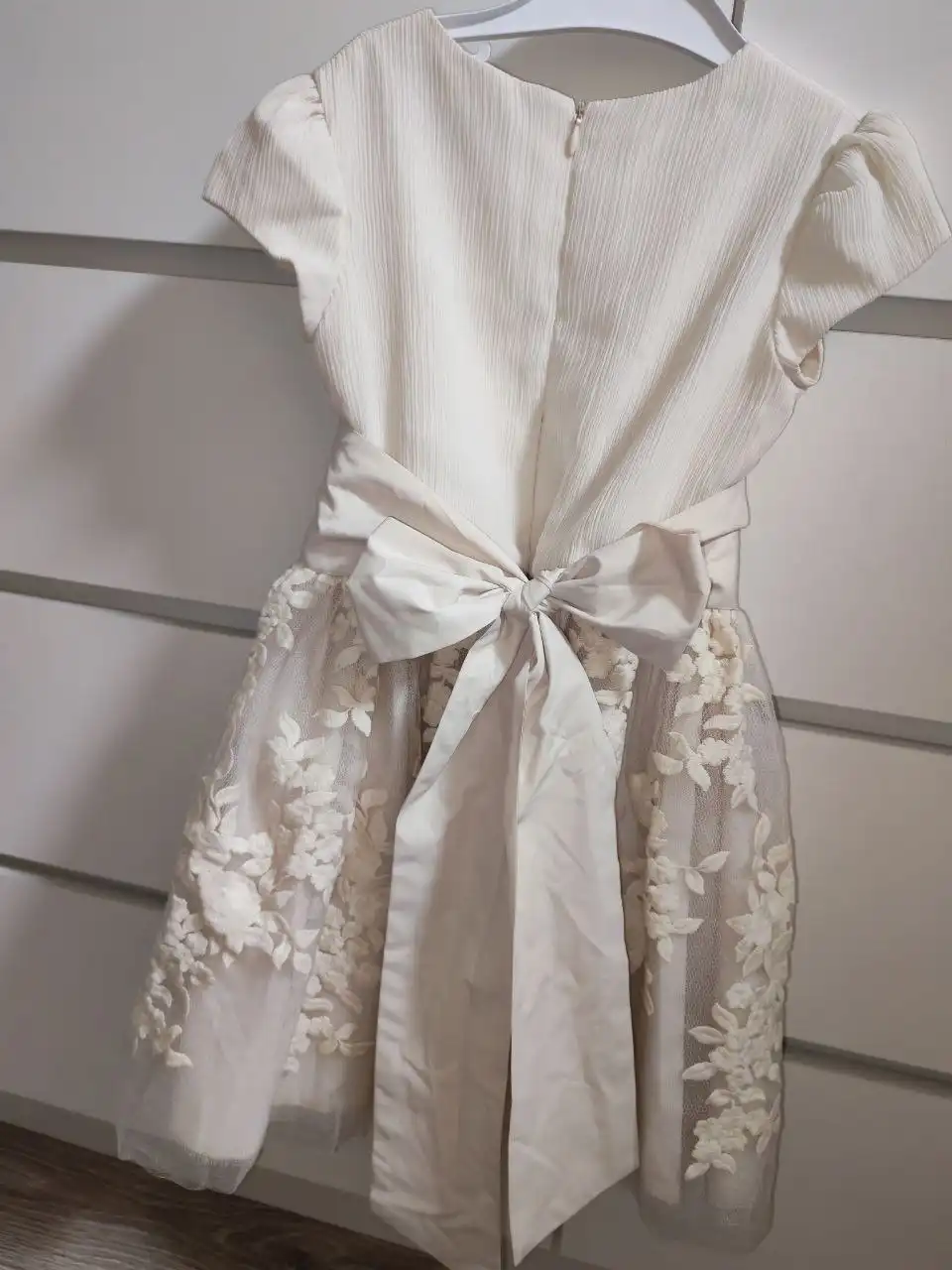 Нарядное платье для девочки 110 см