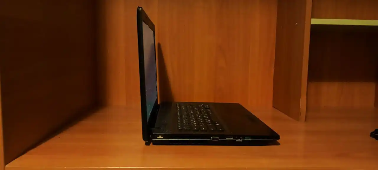 Продам ноутбук Lenovo 17 дюймов