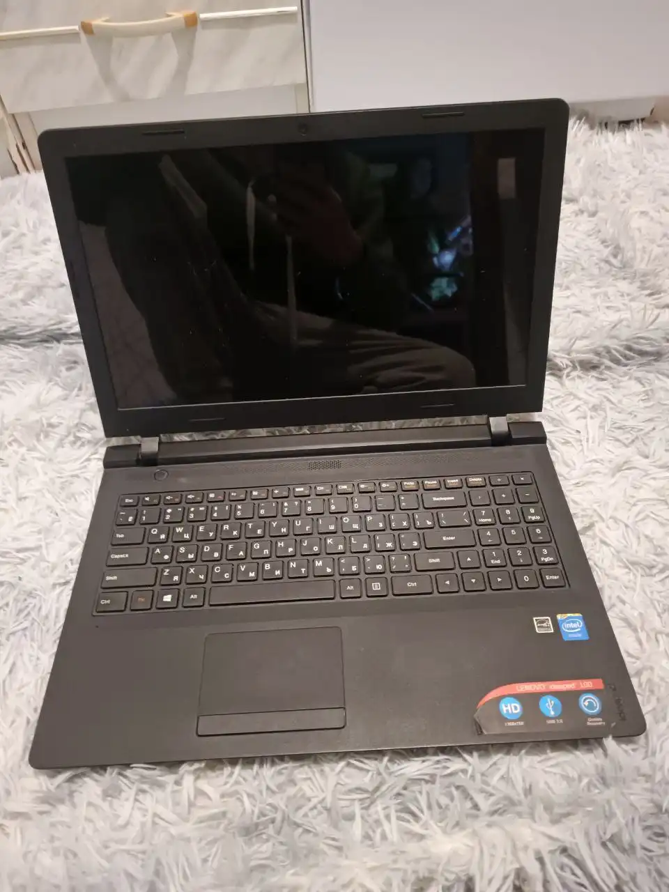 Продам ноутбук для учебы и работы