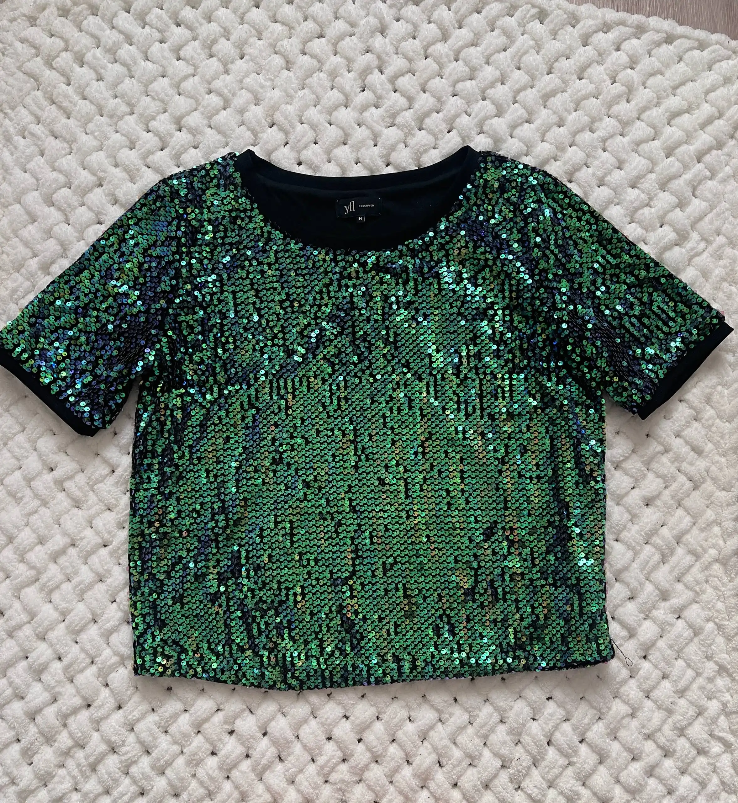 Кофта 2 экземпляра, размеры XS и M