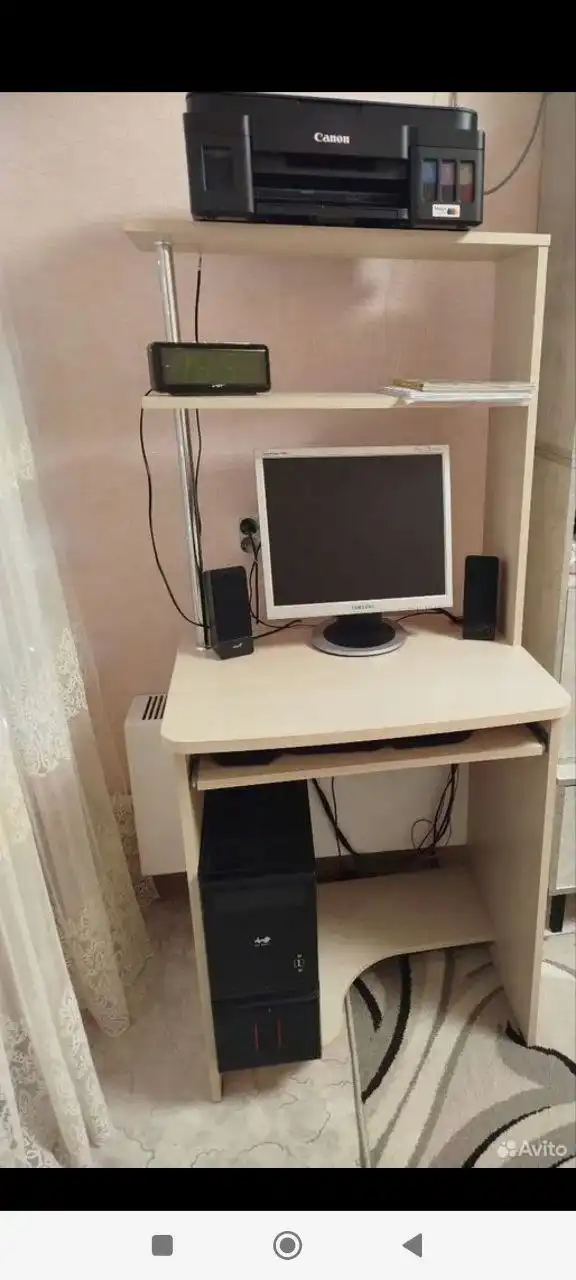 Компьютерный стол