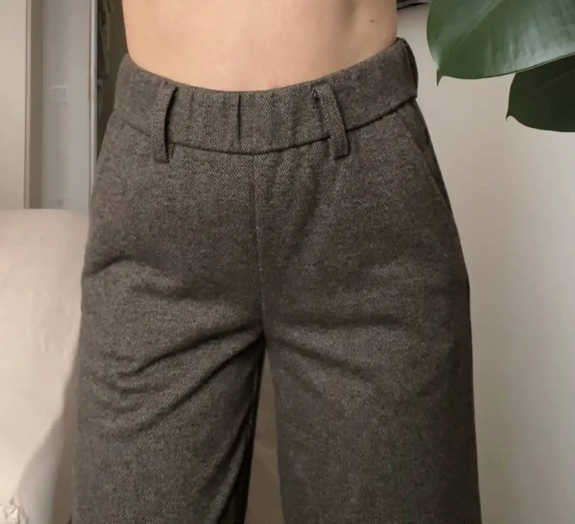 Продам теплые брюки размер s-m