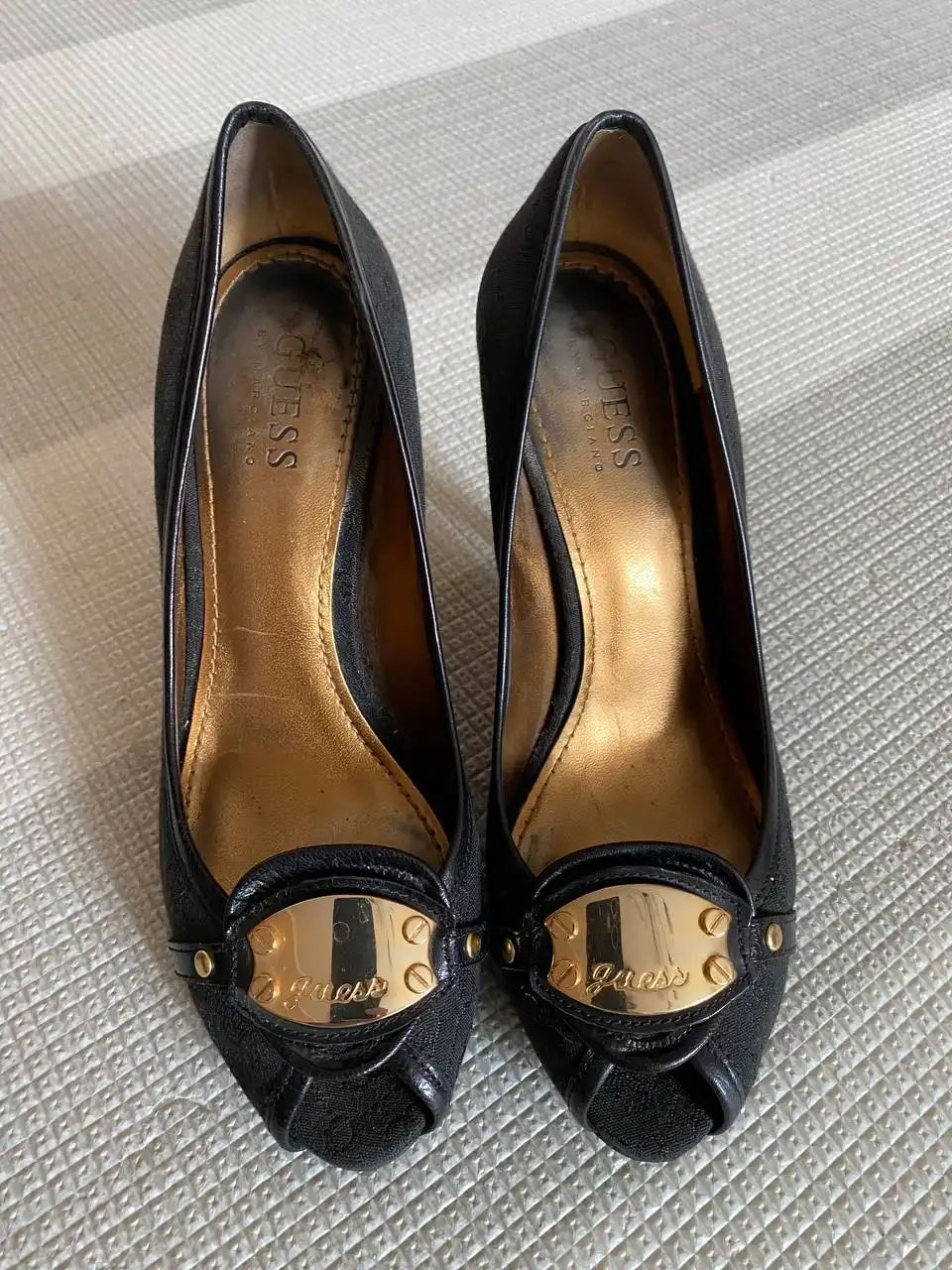 Туфли Guess оригинал, размер 36