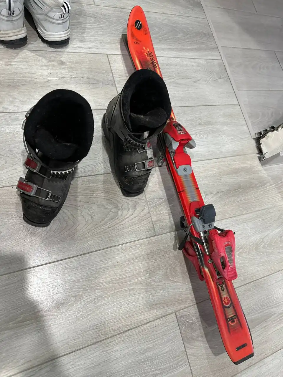 Киндер сюрприз отдам за шоколадку