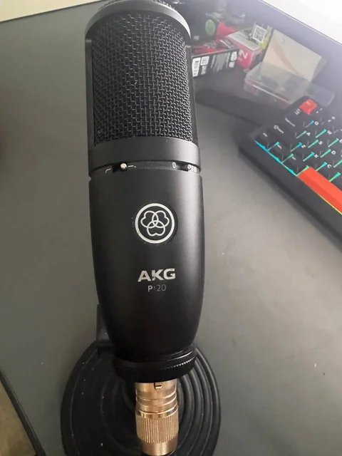 Аудиокарта Focusrite Scarlett 3rd Gen и микрофон AKG P120 - частное объявление в Томск