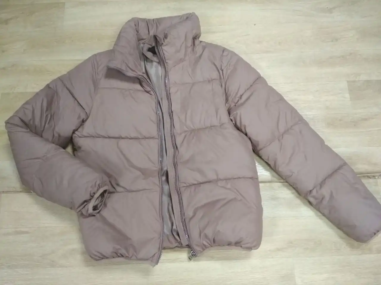 Продам куртку весна/осень размер 42 (XS) - Верхняя одежда (Одежда) в Томск