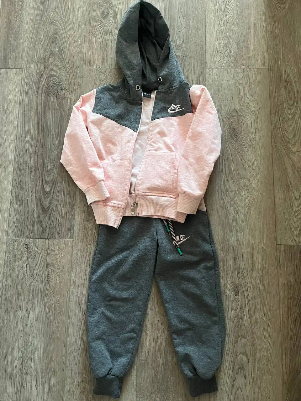 Одежда для девочки пакетом размер 104 - Детская одежда (Одежда) в Томск