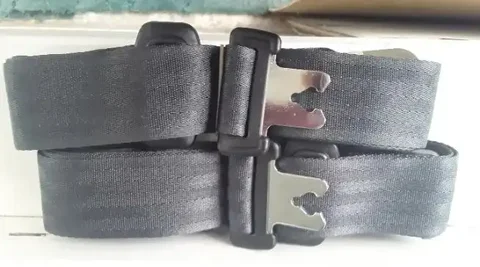 Ремни безопасности полный комплект универсальный новые передние - Шины в Томск