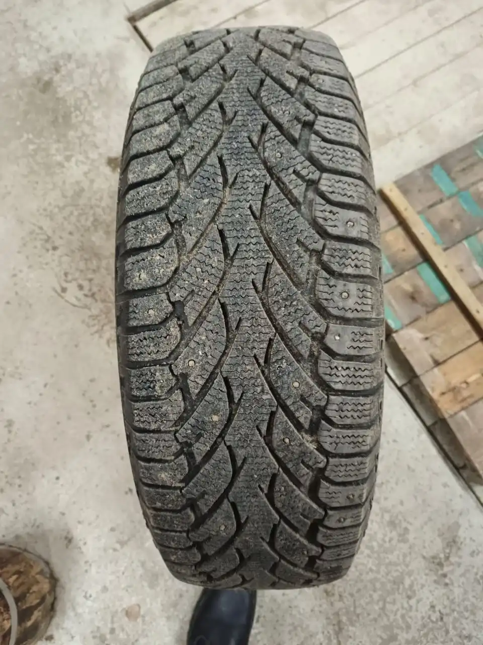 Комплект зимней резины на дисках Matador 225/70 r16 - Шины и диски (Авто) в Асино
