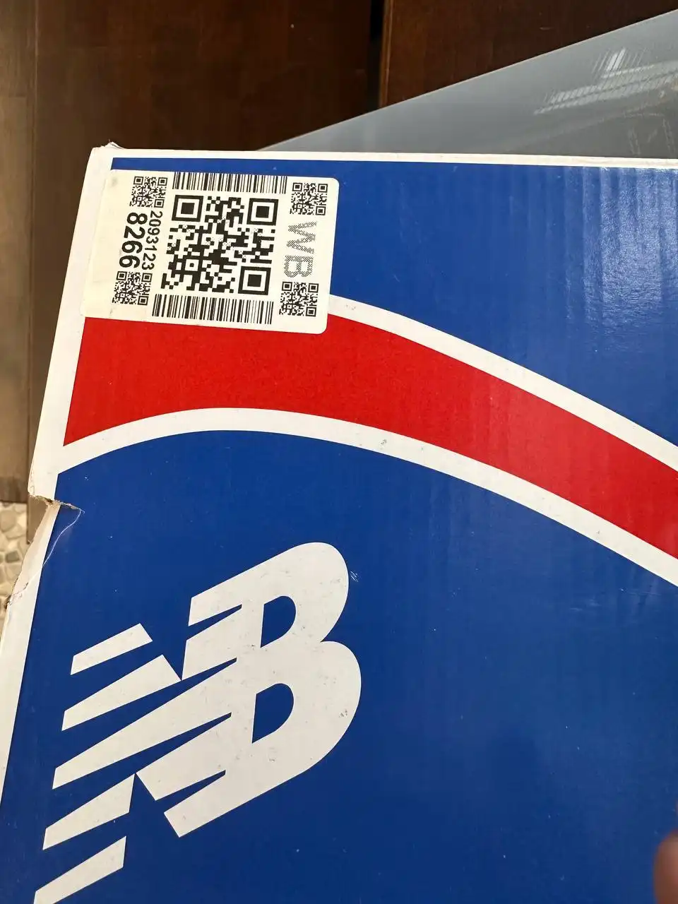 Продам новые кроссовки размер 38 - Обувь (Одежда) в Томск