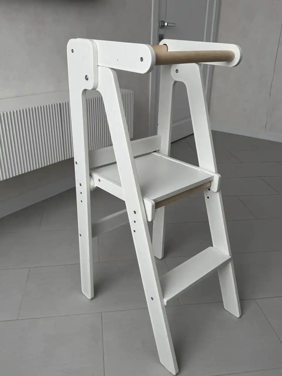 Башня-помощника с потертостями - Барахолка в Томск