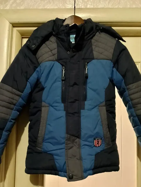 Детская зимняя куртка - Сумки и аксессуары в Томск