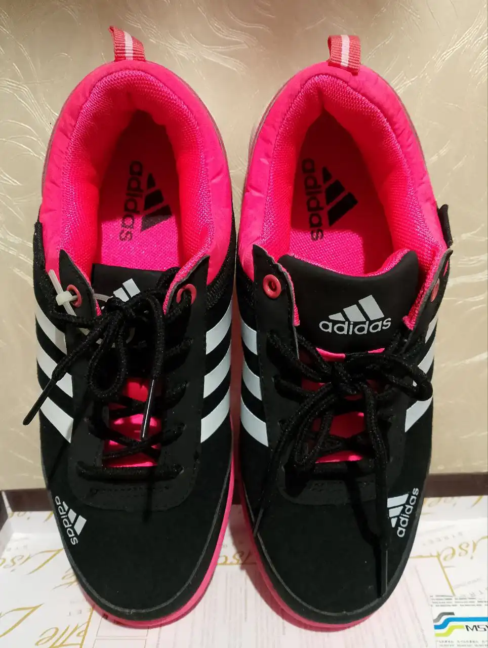 Кроссовки размер 36, состояние нового - Обувь (Одежда) в Томск