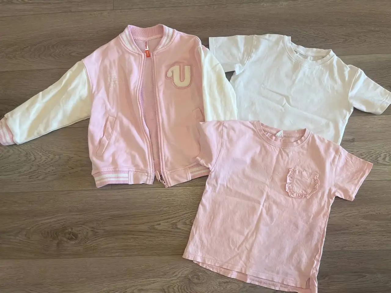 Пакет одежды для девочки 104 размер - Детская одежда (Одежда) в Томск