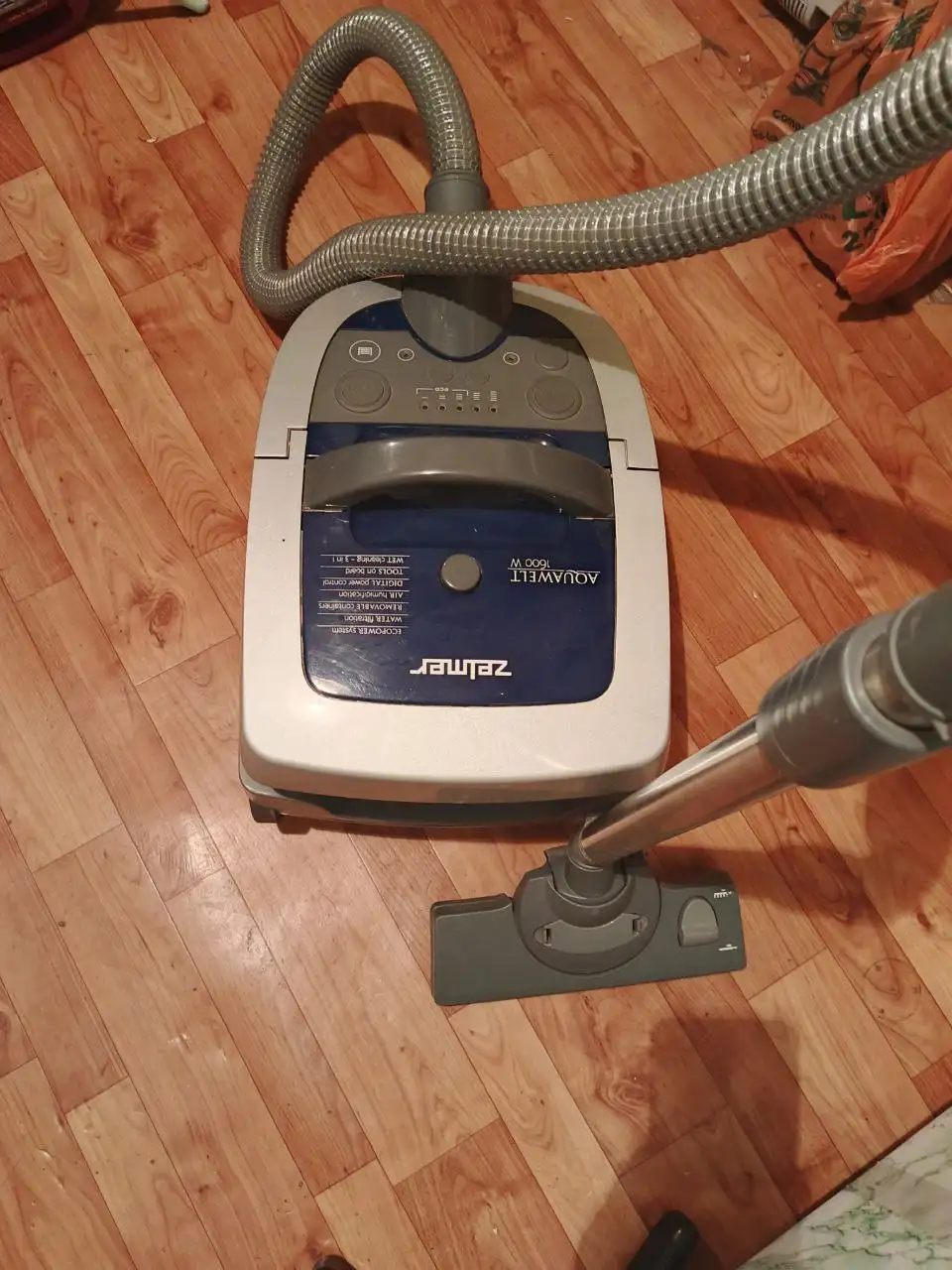 Продам моющий пылесос в хорошем состоянии - Техника для дома (Барахолка) в Томск