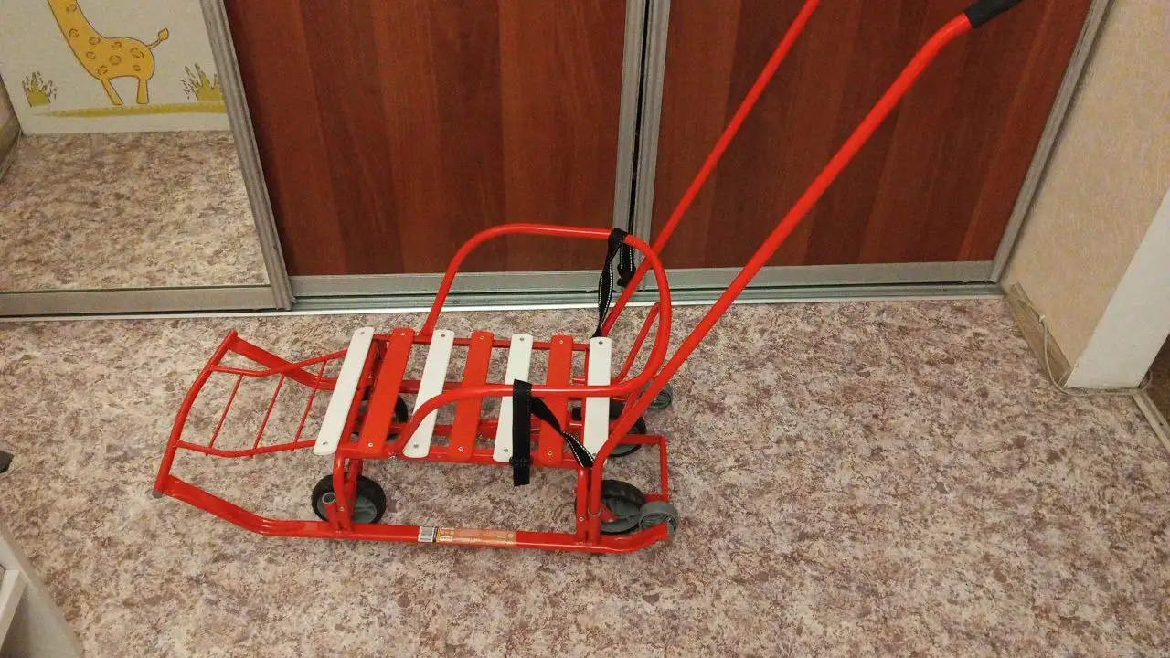 Продам санки - Санки и зимний спорт (Хобби и отдых) в Томск