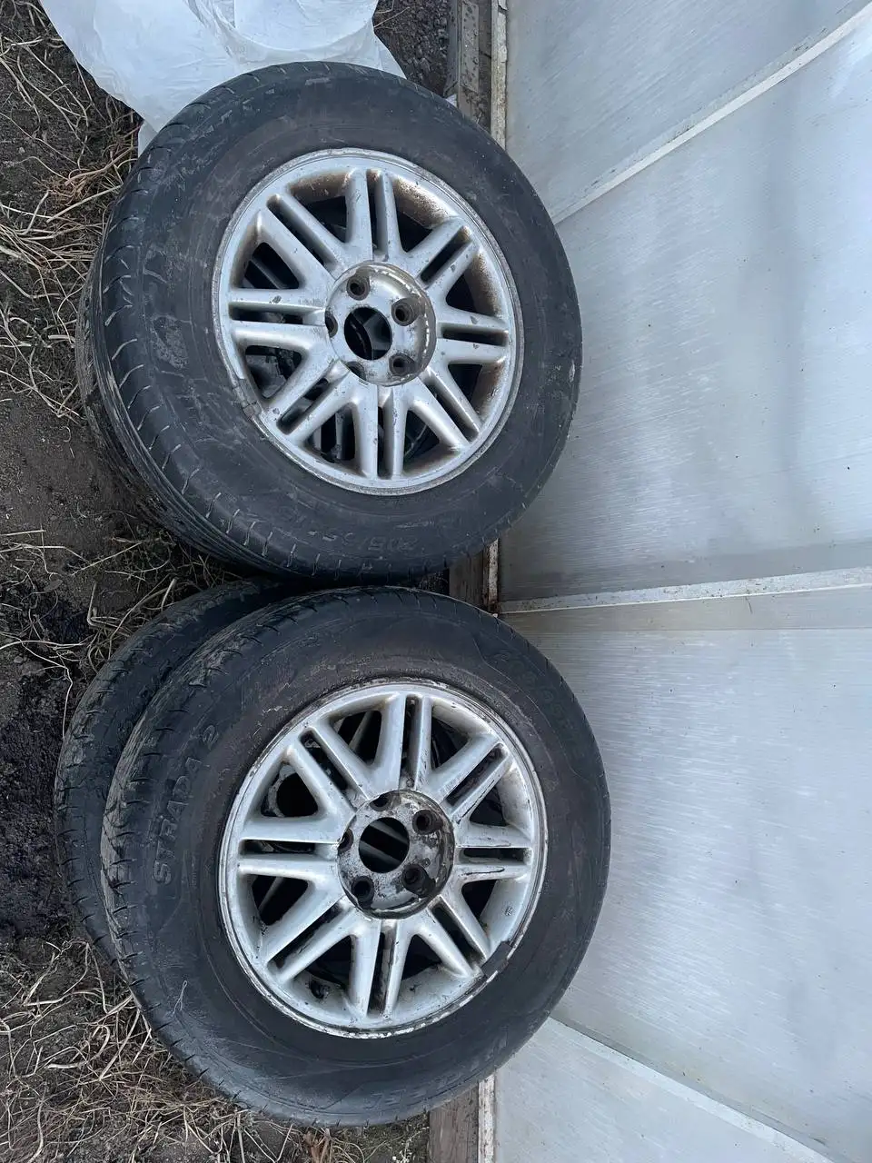 Колёса в сборе 15r летние Viatti Strada2 - Колёса и диски (Запчасти) в Томск