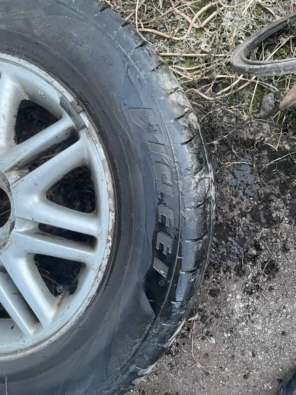 Колёса в сборе 15r летние Viatti Strada2 - Колёса и диски (Запчасти) в Томск