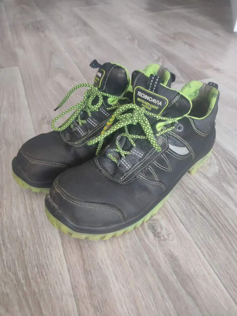Продам рабочие ботинки Техноавиа Неогард Лайт 45 размер - Обувь (Одежда) в Северск