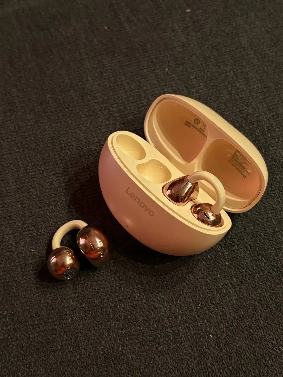 Наушники Lenovo - Аудиотехника (Электроника) в Томск