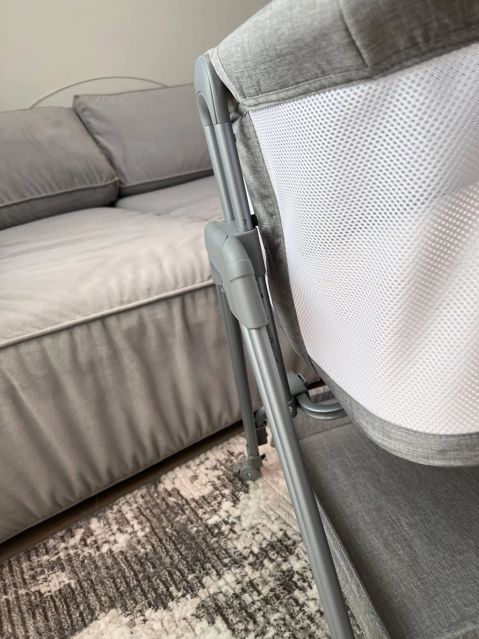 Продам мобильную люльку для младенцев - Люльки и кроватки (Товары для детей) в Томск