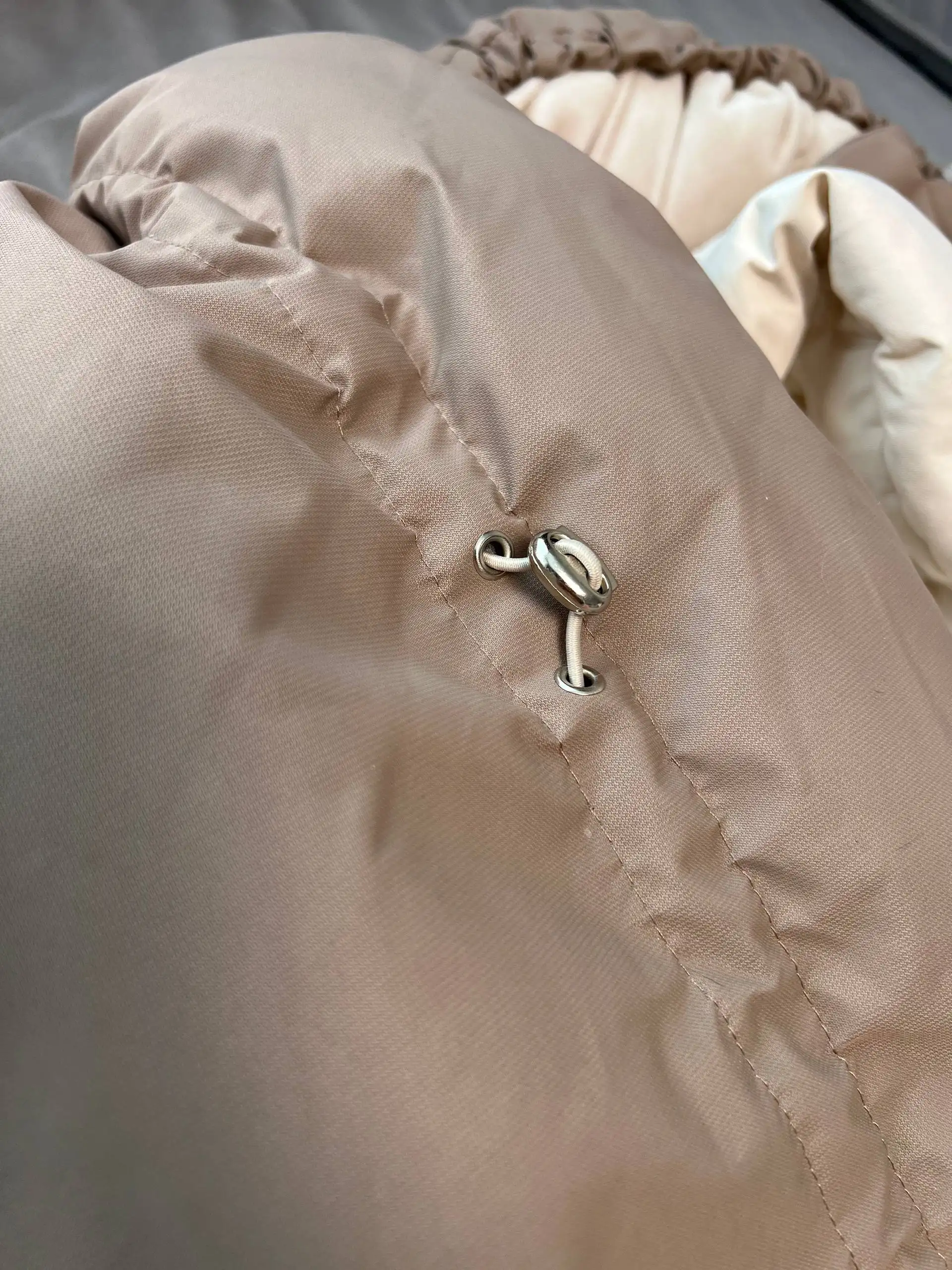 Продажа зимнего конверта и комбинезона для детей - Одежда для детей (Товары для детей) в Томск