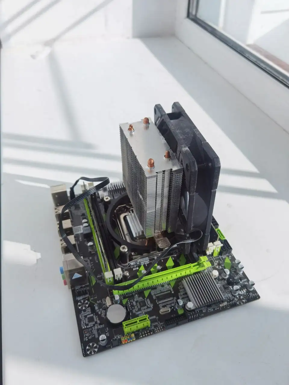 Продается рабочая связка: процессор Xeon E5-2650 V2, 16 ГБ DDR3 - Компьютерные комплектующие (Электроника) в Томск