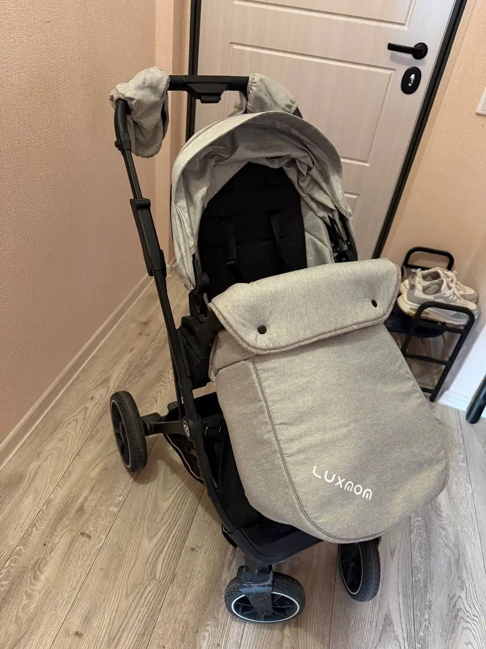 Прогулочная коляска Luxmom 740 - Коляски (Товары для детей) в Томск