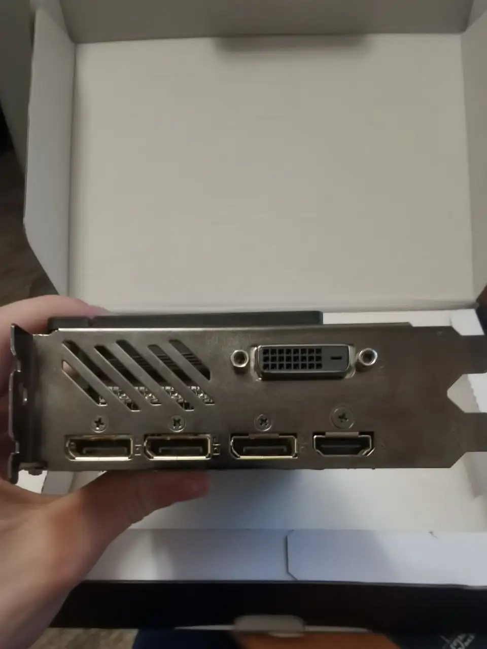 Видеокарта RX580 4GB в рабочем состоянии - Видеокарты (Электроника) в Томск