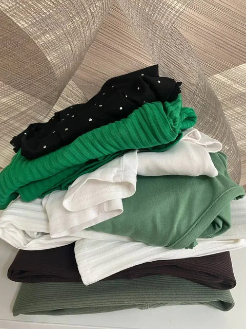 Пакет одежды и ботинки - Тапочки в Томск