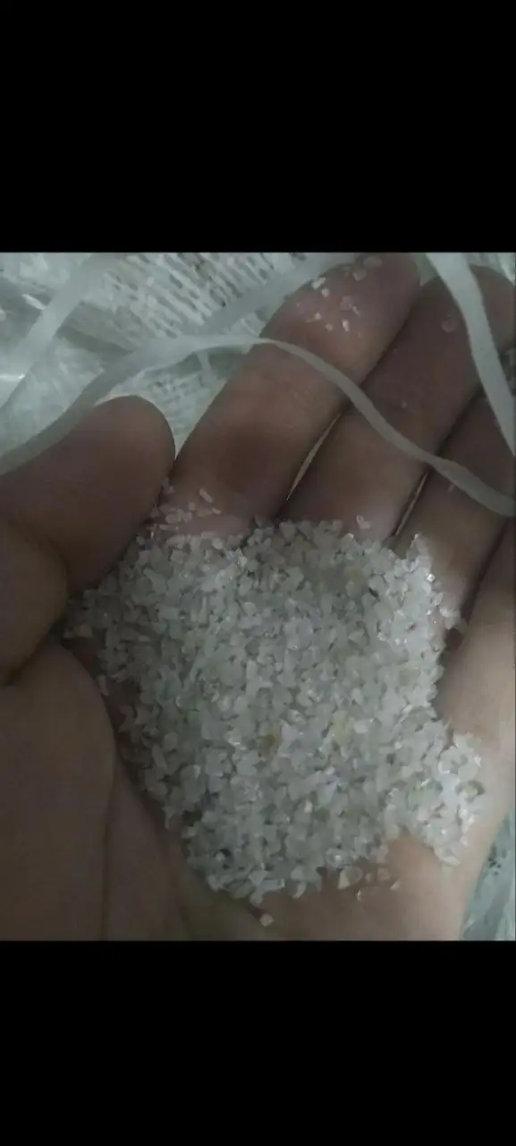 Кварц песок разной фракции для пескоструя и фильтров - Строительные материалы (Для дома и дачи) в Томск