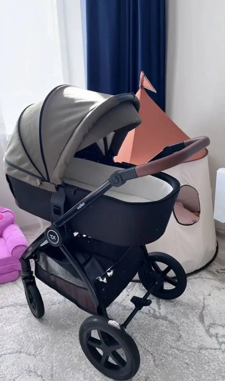 Детская коляска б/у в отличном состоянии - Коляски (Товары для детей) в Томск