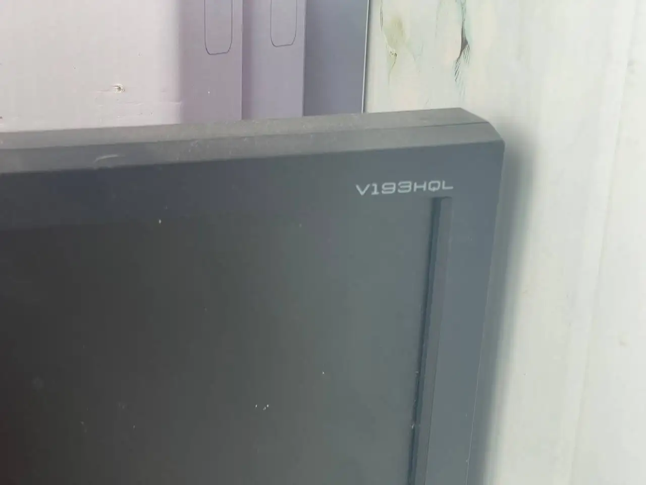 Продам рабочий монитор - Электроника в Томск